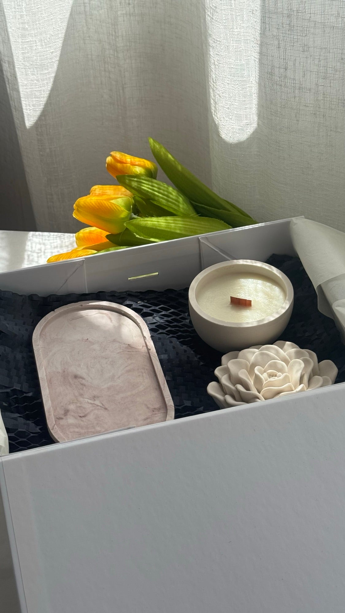 Vela Bloom flor de cera de soja con mecha de madera — VIGGÓ STUDIO (foto 20)